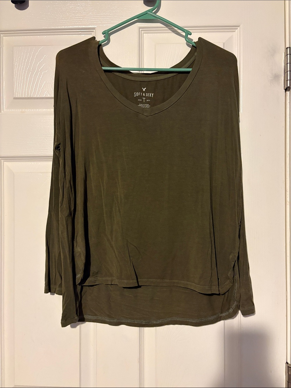 American Eagle Outfitters Olive Green V-Neck Long Sleeve Tee